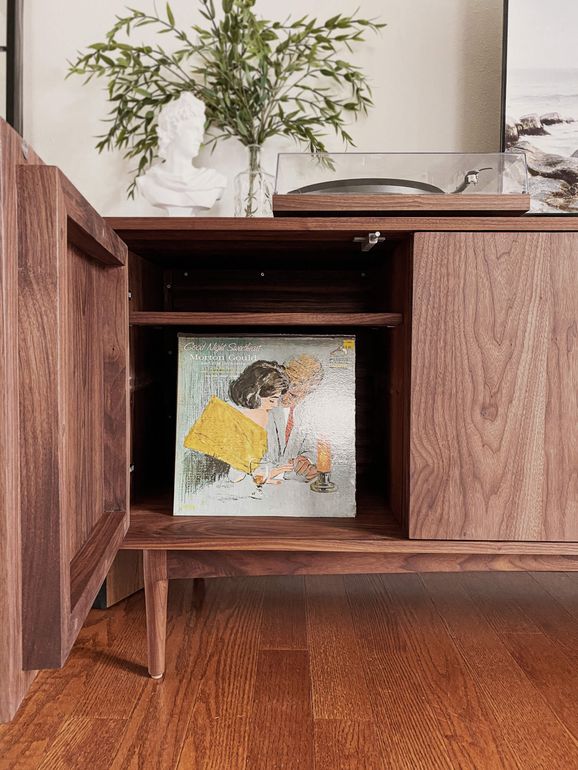 Emilia 4-Door Credenza - Image 6