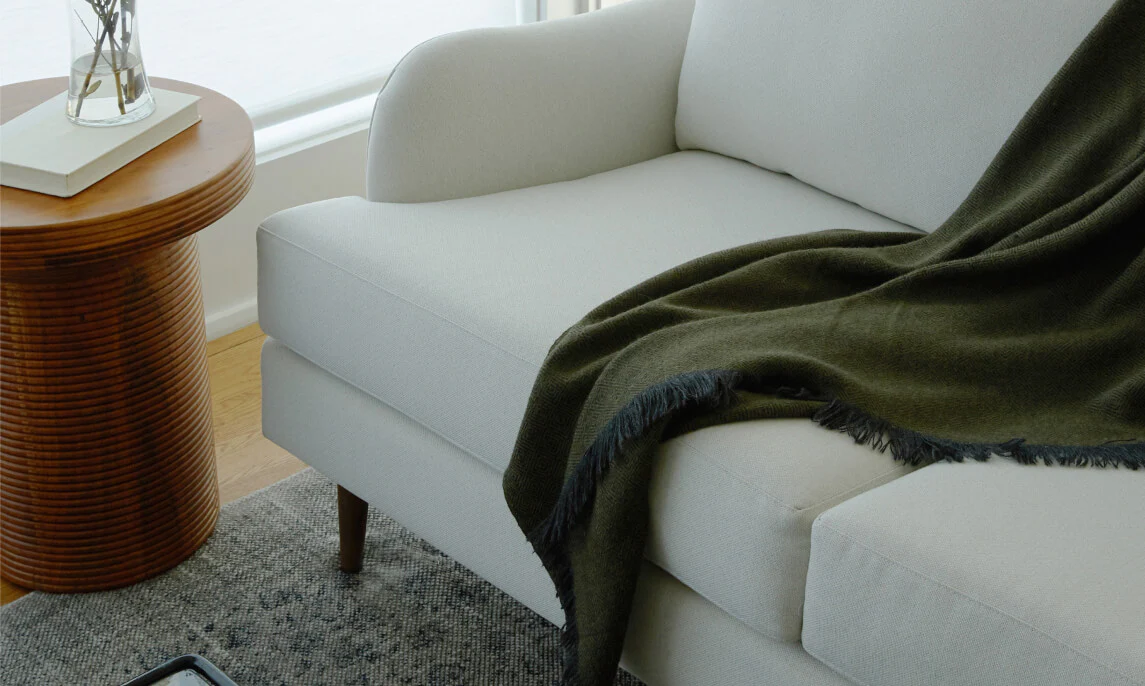 Kaydan Sofa in Natural Latex - Image 10
