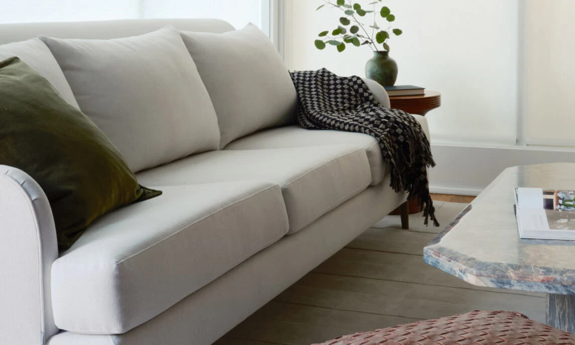Kaydan Sofa in Natural Latex - Image 11