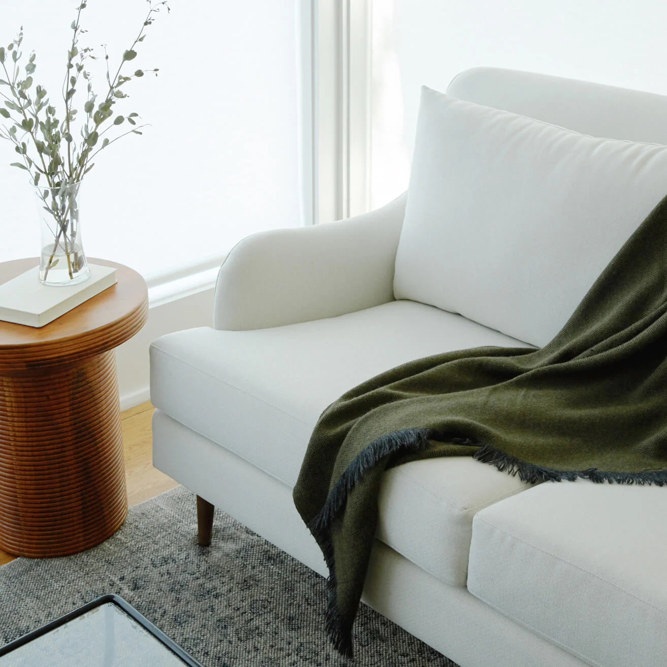 Kaydan Sofa in Natural Latex - Image 9