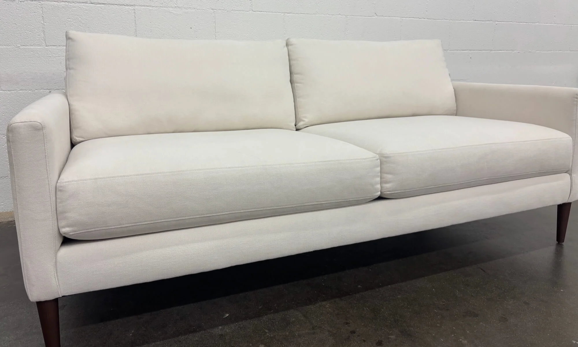 Lala Sofa - Image 4