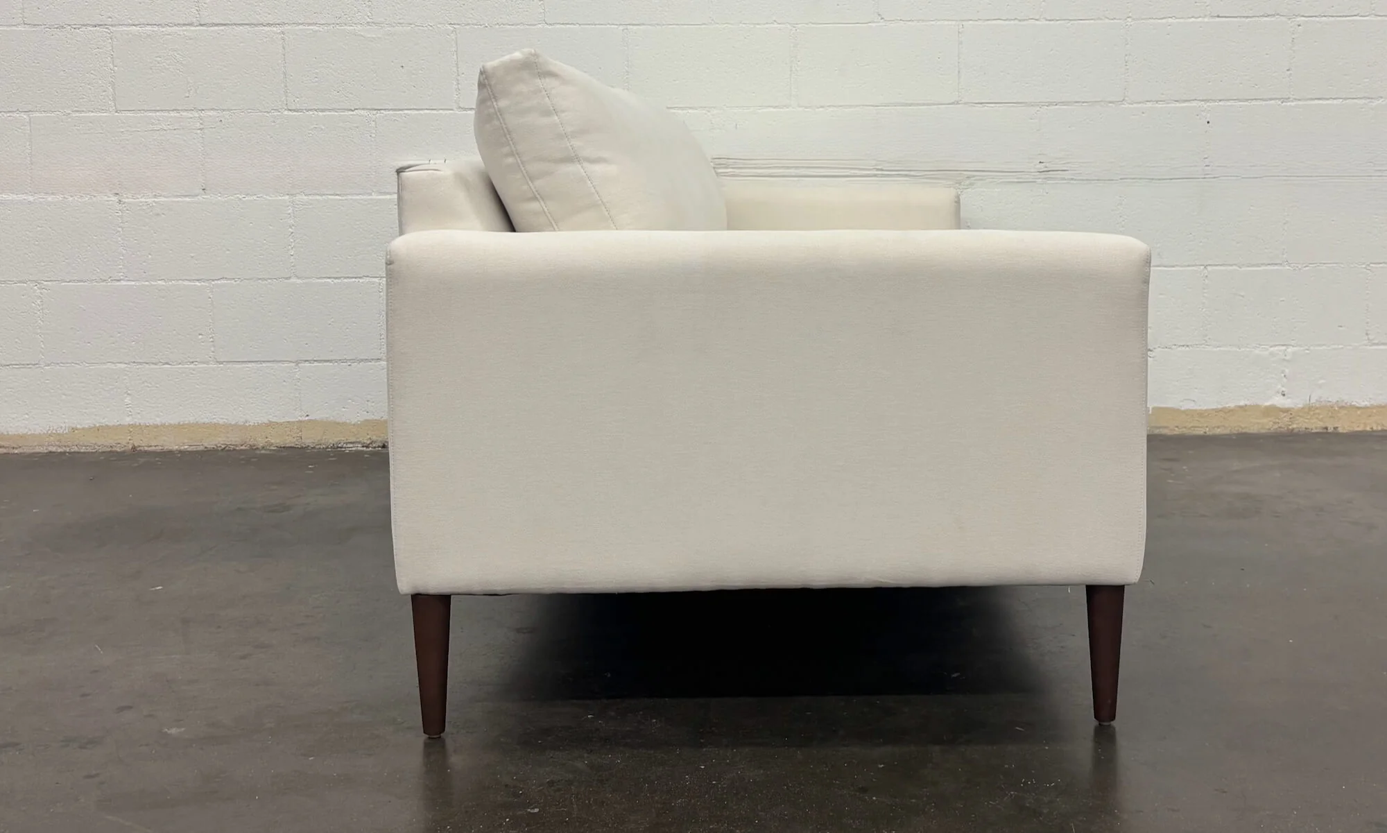 Lala Sofa - Image 5