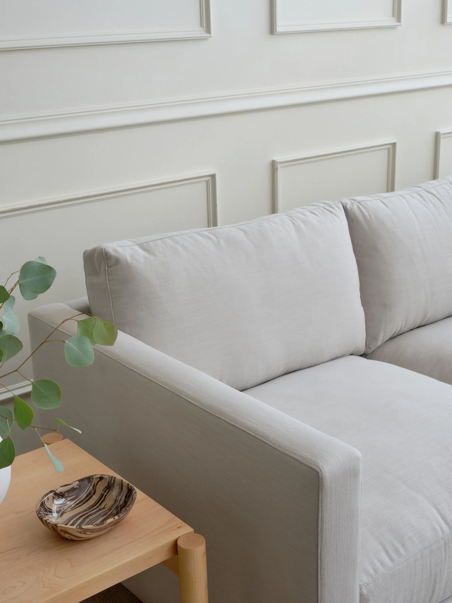 Mota Sofa in Natural Latex - Image 4