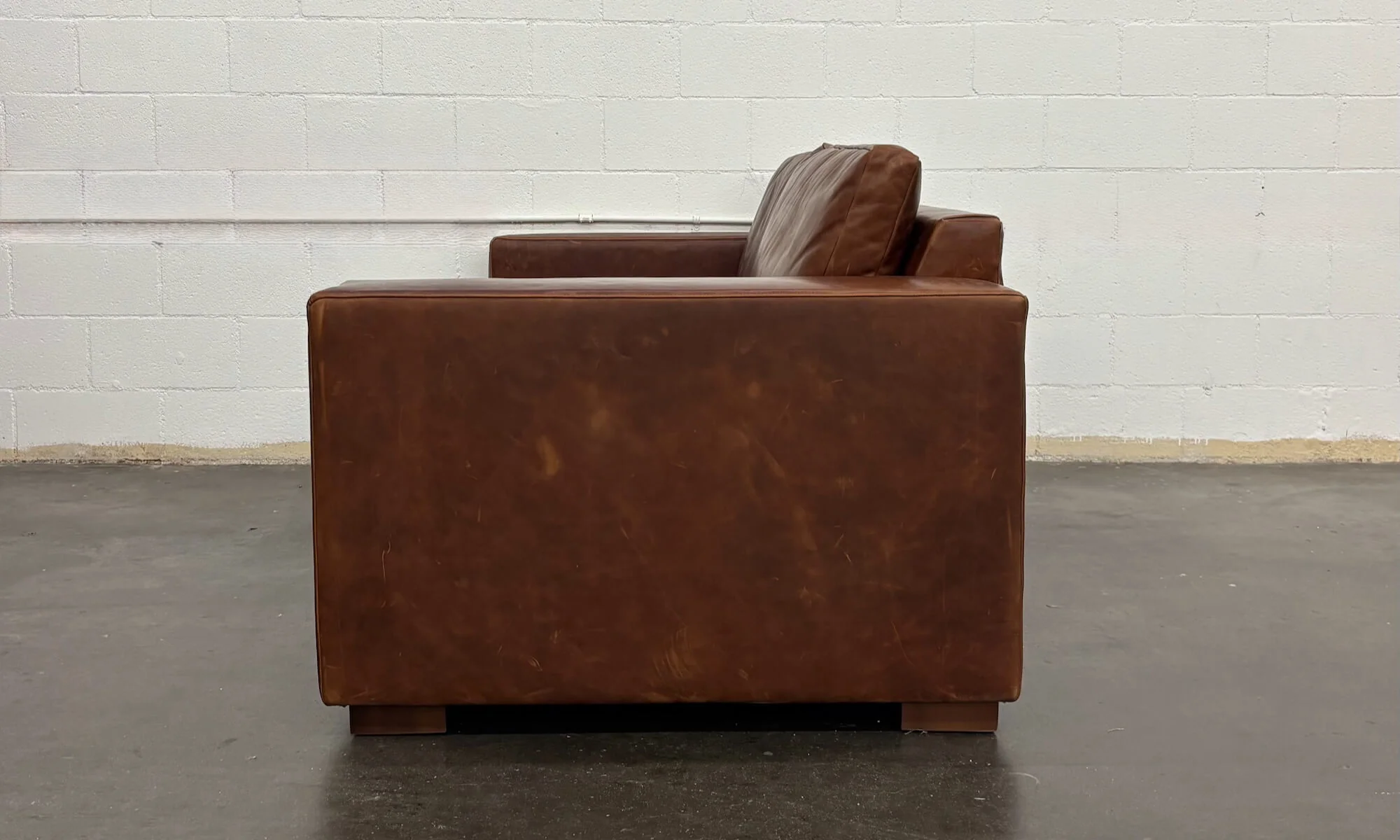 Rio Plush Sofa and Matching Ottoman with Natural Latex Cushions and Leather - Image 4